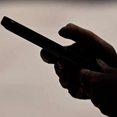 Parent warning as child predators lurk on dating apps