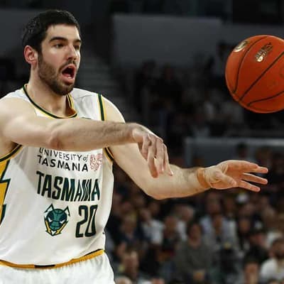 Melbourne add Fabijan Krslovic in NBL title hunt