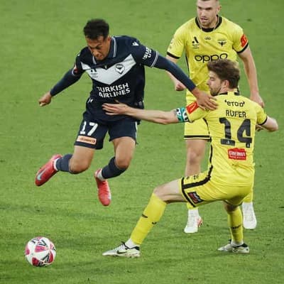 Velupillay on song as Victory sink struggling Phoenix