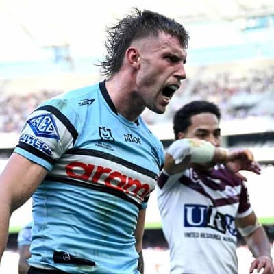 Hynes, Kennedy stand up in Sharks' spine-tingling win