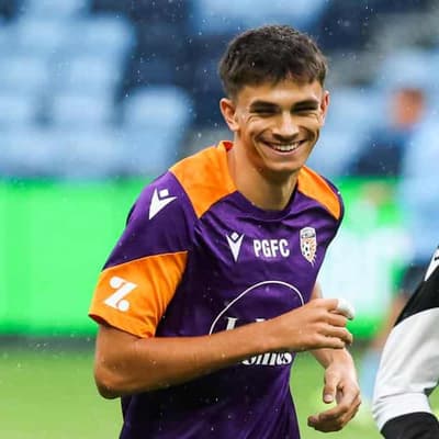 Adelaide's ALM freefall continues with Glory upset