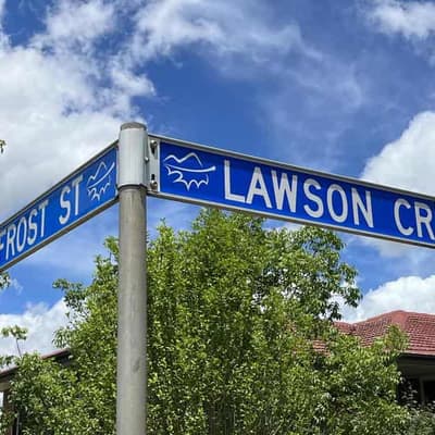 Accused samurai sword robber called DV victim 800 times