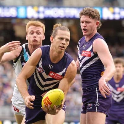 Fyfe avoids surgery as Dockers rally around veteran