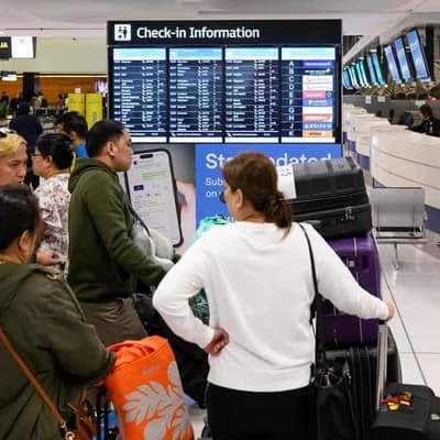 Aussies shun US as Trump slump, dollar dive slow travel