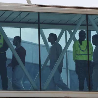 US top court blocks deportations under old wartime law