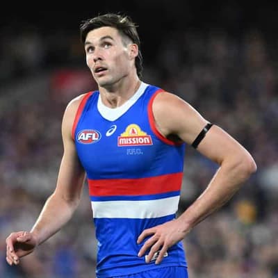 Fears over Darcy's knee injury as Bulldogs belt Saints