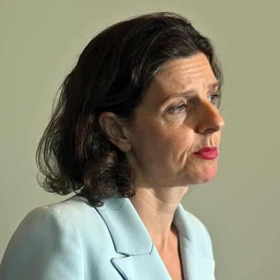 Smear campaign: illegal pamphlets target independent MP