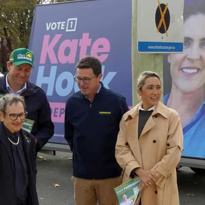 'You can't park there': independents take on the bush