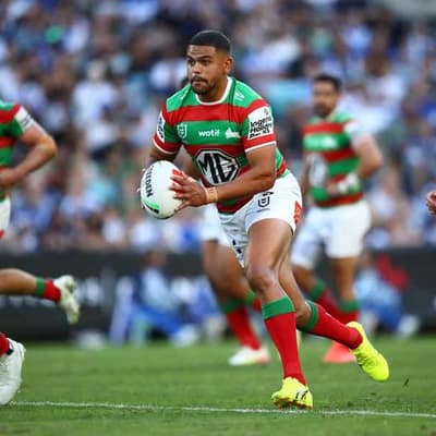 Mitchell returns to fullback as Bennett chases answers