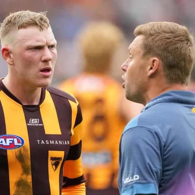 Hawthorn coach defends 'fantastic' captain's dual roles
