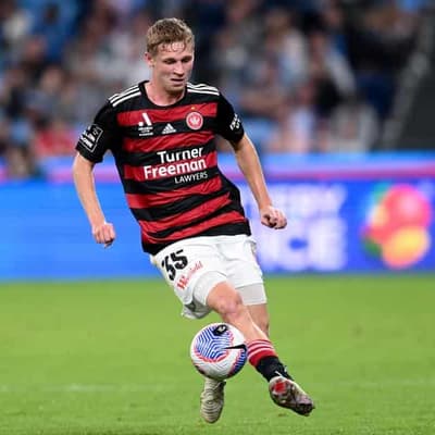 Wanderers seal finals, close on top two with Jets win