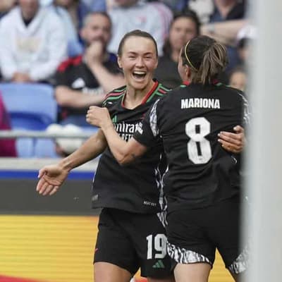 Foord helps fire Arsenal into Champions League final