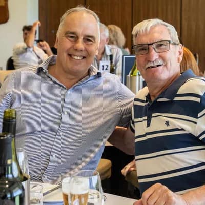 Blues mourn '80s AFL star Peter 'The Buzz' Bosustow