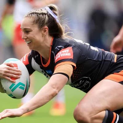 Fantastic four more as Apps inks huge NRLW extension
