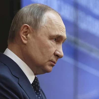 Ukraine and US unimpressed with Putin ceasefire promise