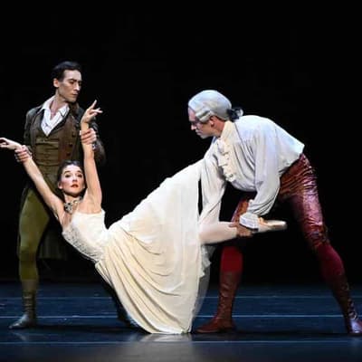 Ballet of lost love demands commitment from dancers
