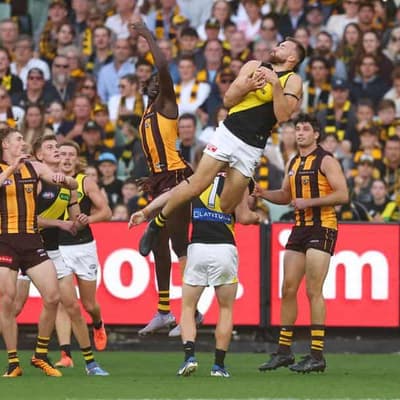 Yze backs Balta after jeers from Hawks fans