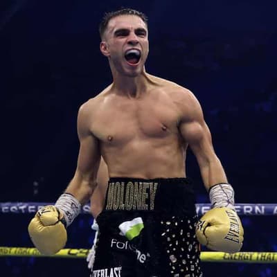 Unretired Andrew Moloney back in world title frame