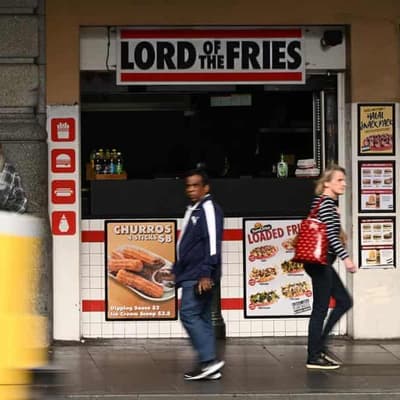 Lord of the Rings says burger chain name shall not pass