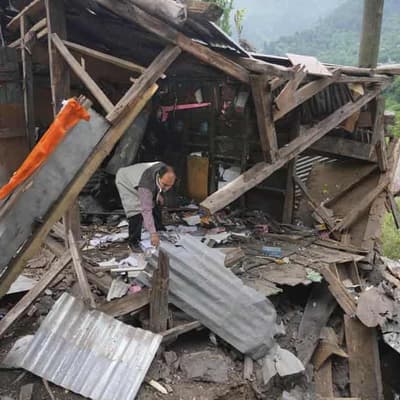 India and Pakistan accuse each other of attacks