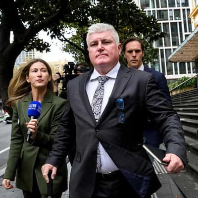 Cricket legend backs ex-spinner over 'biggest mistake'