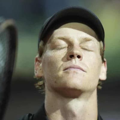 Sinner roars back to hero's welcome with win in Rome