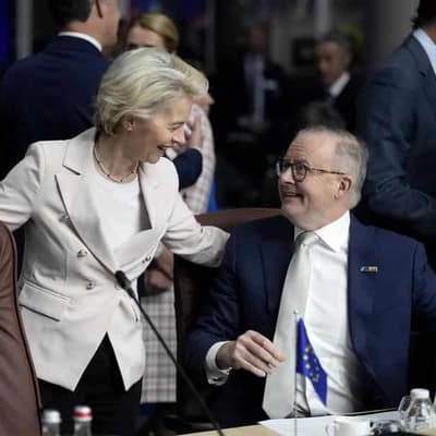 EU pushes defence ties amid hope for trade breakthrough