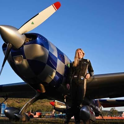 Daring stunts wow crowds at 'special' country air show