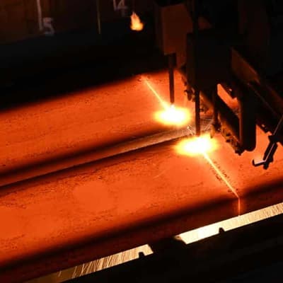 Australia urged to spend big while green iron is hot