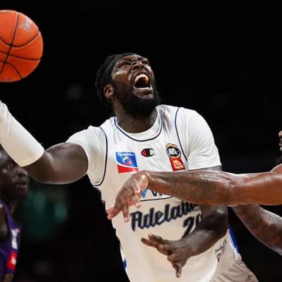 Ex-NBA big man back at Adelaide 36ers