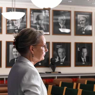 New leader defends leadership picks amid early rift