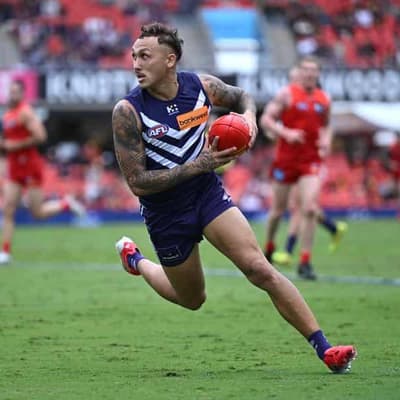 Bolton shines brightest as Dockers rain on Suns' parade