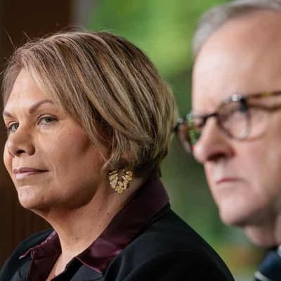 'Serious test' for Greens as senator defects to Labor