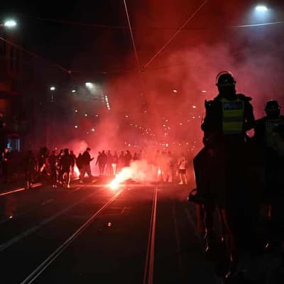 Flare debate: Socceroos veteran, A-League club fire up