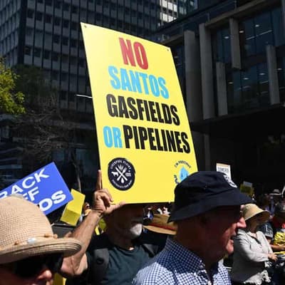 Farmers fear water risks in controversial gas pipeline