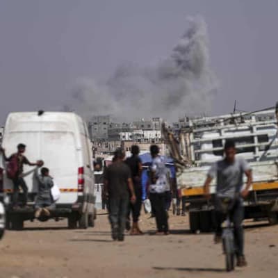 Gaza aid distribution halts, Eid marked by violence