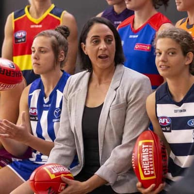 Women's trailblazer among batch of feted sports figures