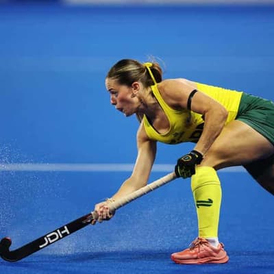 Double Dutch calamity for hammered Hockeyroos