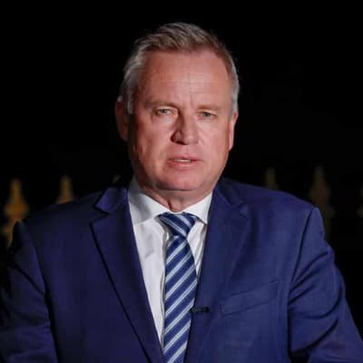 Liberals back embattled premier, election call looms