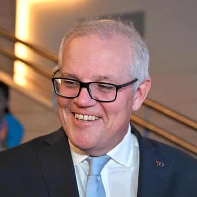 Ex-PM lauded over honours gong but not everyone's happy