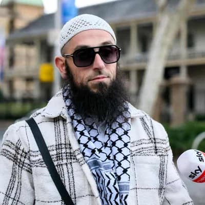 Muslim preacher ‘never’ meant to insult 'vile' Jews