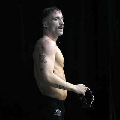 Legendary coach accepts para swimmer for first time