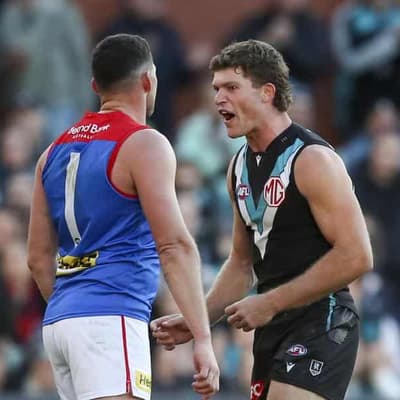 Melbourne coach to continue reform as finals hopes slip