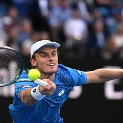 Schoolkate triumph heads Aussies' pre-Wimbledon push