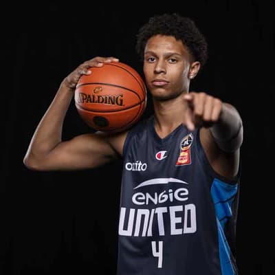 Thief's brother out to forge own identity on NBA path