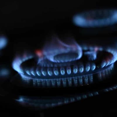 Premier vows to protect state in Santos takeover bid