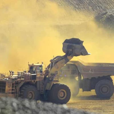 Budget billions helps cashed-up state lead debt battle