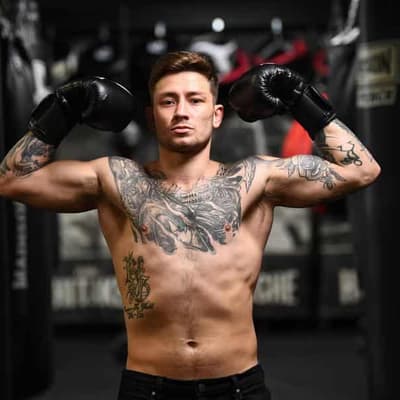 Paro pulverises rival in homecoming statement