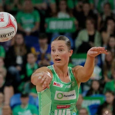 Perfect 10: Fever torch Lightning in record fashion