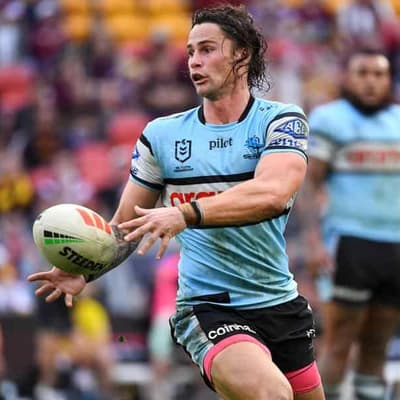 Sharks say no chance Hynes will revert to fullback